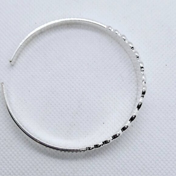 Silver Tone Adjustable Crown Style Bracelet NWT - Picture 6 of 6